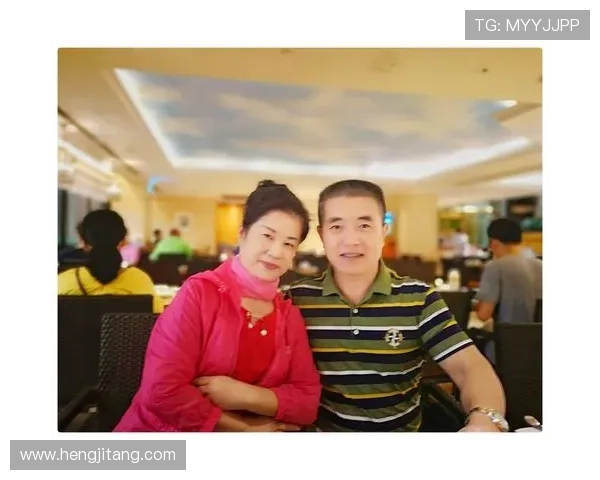 维多利亚官方网站首页全新改版,带你领略精彩体验与优质服务 维多利亚官方网站首页全新改版,带你领略精彩体验与优质服务